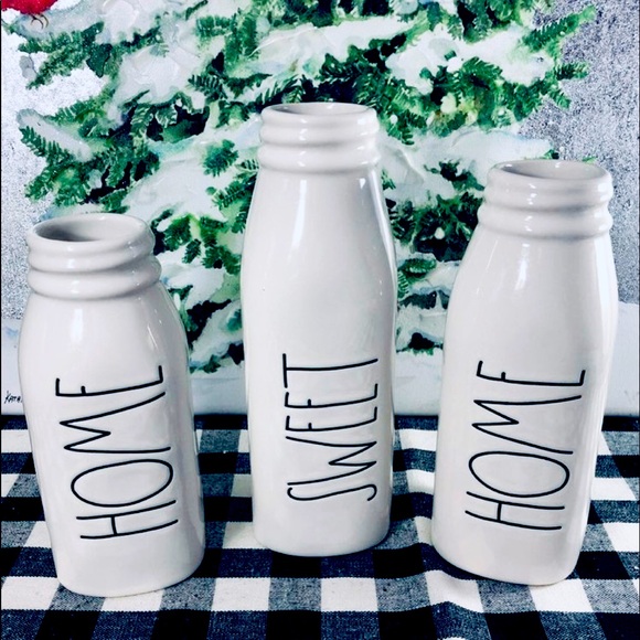 π Rae Dunn Milk Bottle Bud Vases